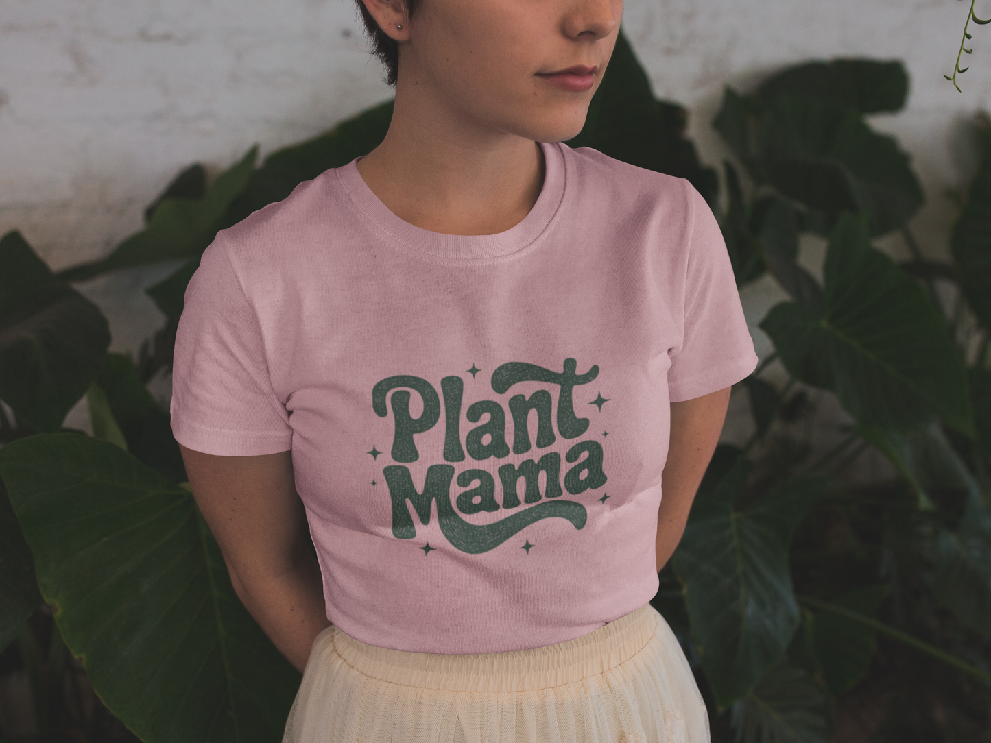 Plant Mama T-Shirt - Cute Botanical Unisex Tee for Plant Lovers