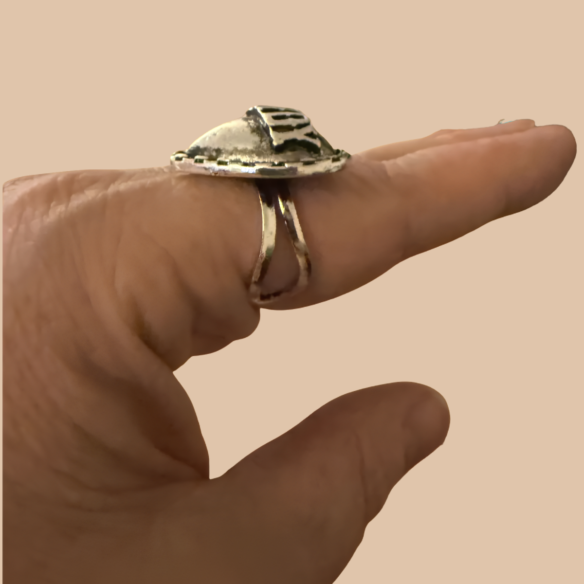 HOWDY Western Heart Cuff Ring with Gift Packaging