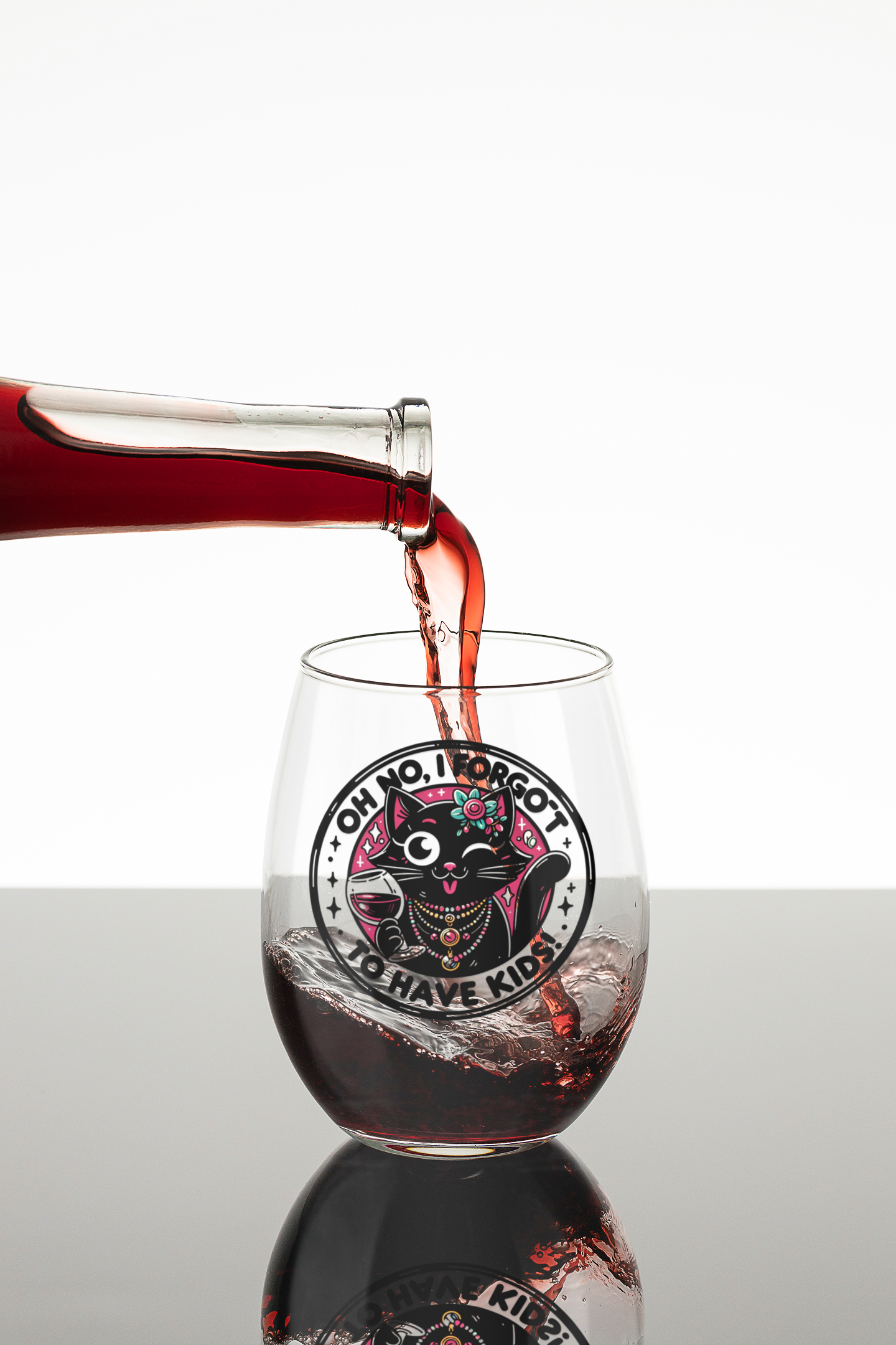 Elegant Stemless Black Cat Stemless Wine Glass - 11.75oz Glass with Glossy Print - Perfect for Cat Lovers!