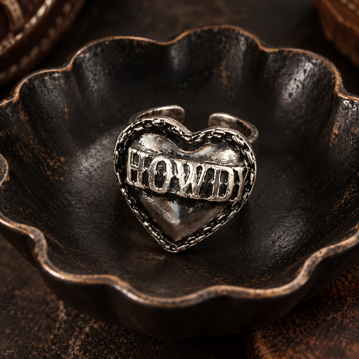 HOWDY Western Heart Cuff Ring with Gift Packaging