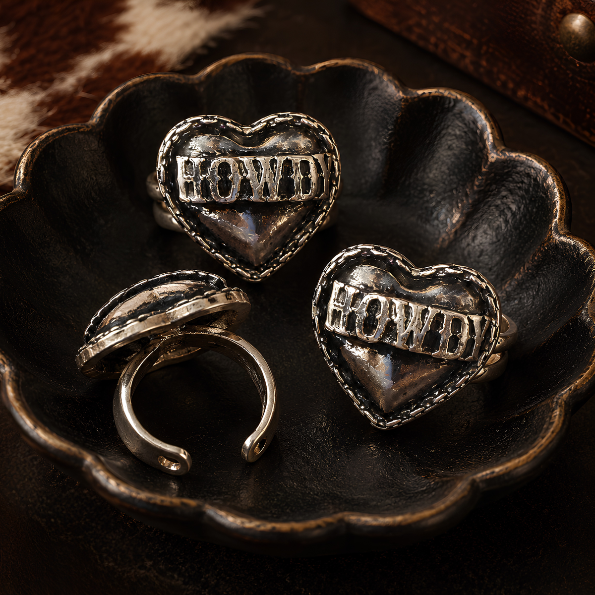 HOWDY Western Heart Cuff Ring with Gift Packaging