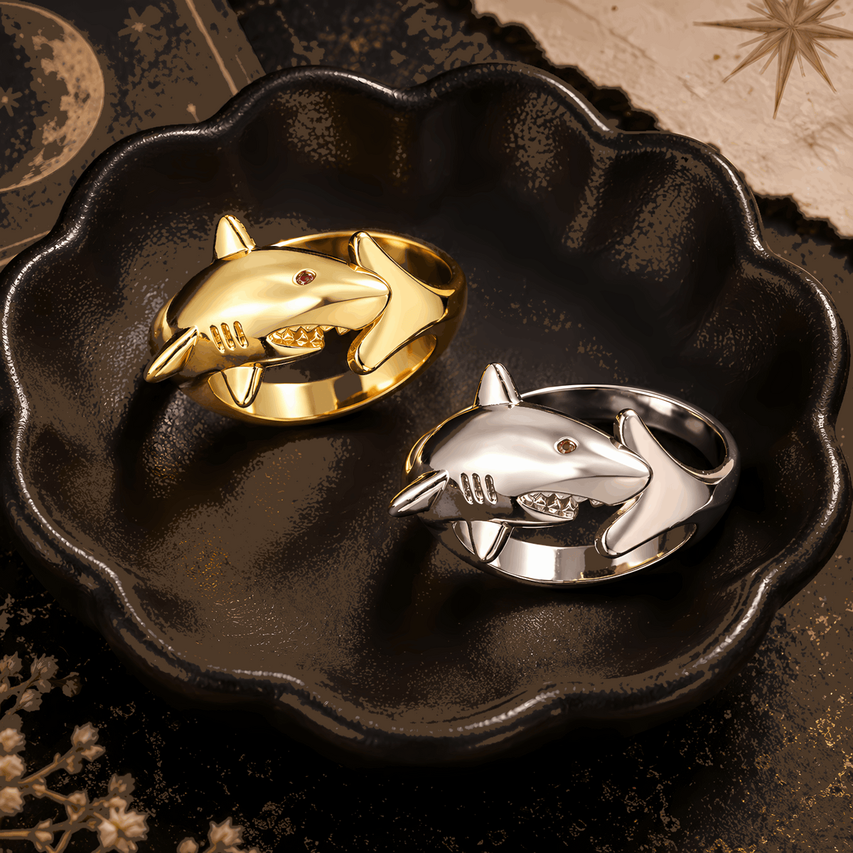 Adjustable Shark Wrap Ring | Gold or Silver with Gift Packaging