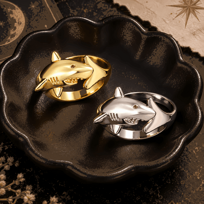 Adjustable Shark Wrap Ring | Gold or Silver with Gift Packaging